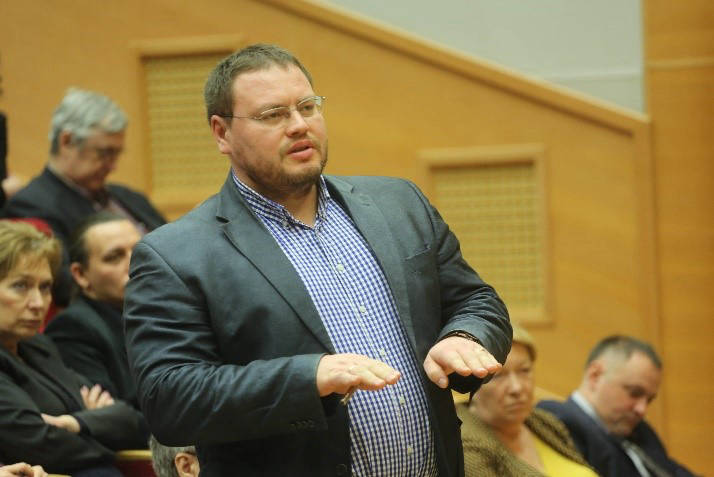 хороший адвокат